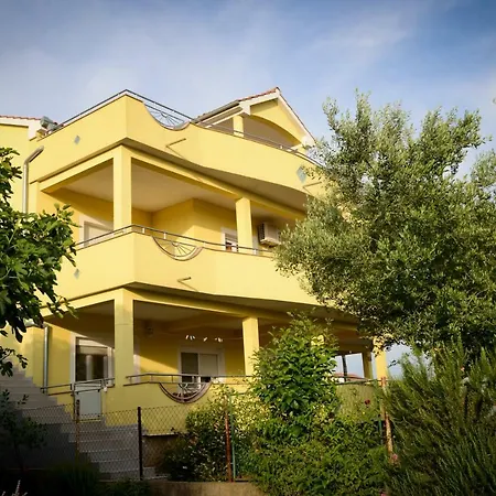 Katarina Apartman Zára