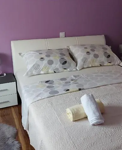 Apartment Katarina *