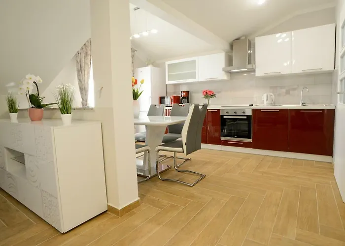 Apartment Katarina *